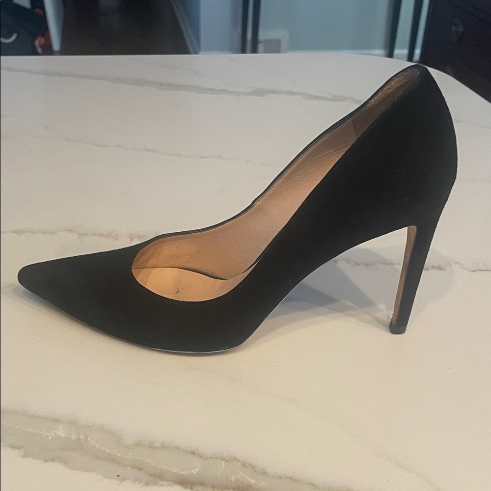 Stuart Weitzman Black Pointed Toe Suede Pumps